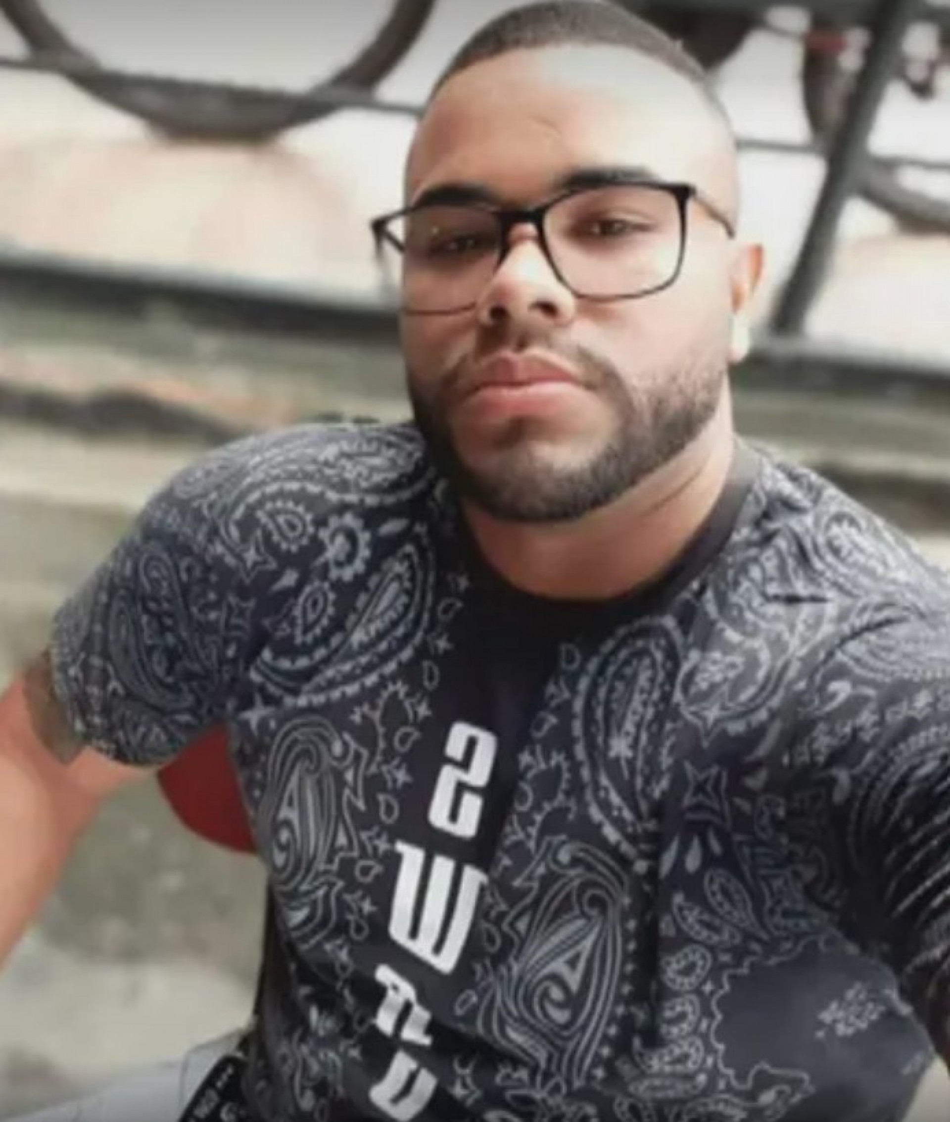 Renan Amorim tinha 27 anos e tamb&eacute;m era promotor de vendas