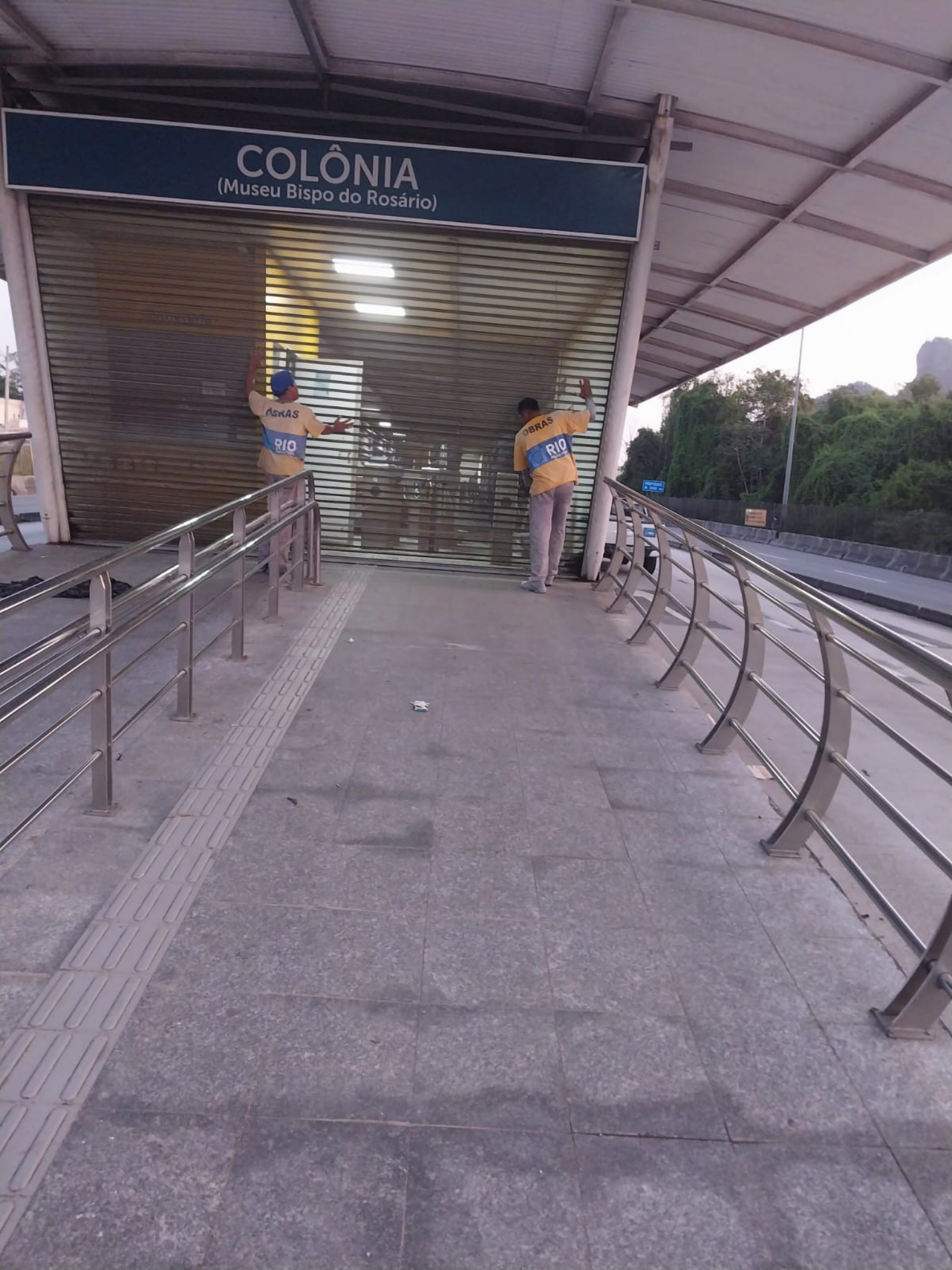 Esta&ccedil;&atilde;o Col&ocirc;nia, no corredor Transol&iacute;mpica, foi fechada na &uacute;ltima ter&ccedil;a-feira (11) para receber as interven&ccedil;&otilde;es