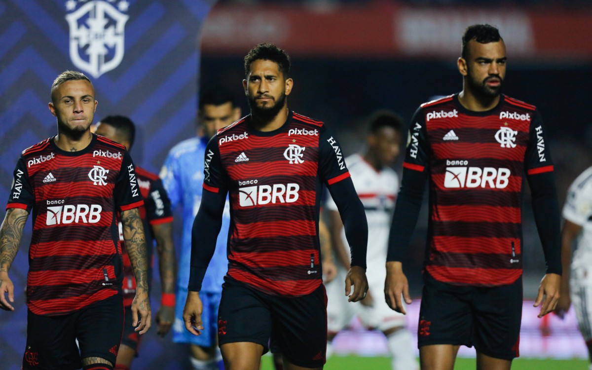 Relacionados do Flamengo: titulares ficam fora até do banco para a partida  contra o Atlético-MG, flamengo