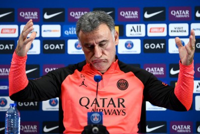 Treinador do PSG é acusado de racismo e pode ser demitido do clube francês