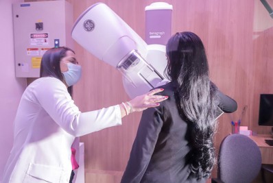 Outubro Rosa: Meriti promove exame de mamografia com demanda espontânea