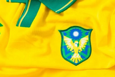 CBF decide processar Umbro por camisa inspirada na seleção brasileira de 1994