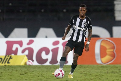 Botafogo terá desfalque importante em clássico com o Fluminense