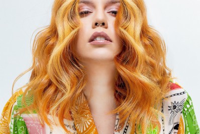 Cantora Bruna Mandz em entrevista exclusiva 