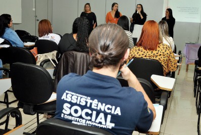 Prefeitura de Magé capacita servidores e conselheiros tutelares para início do serviço família acolhedora