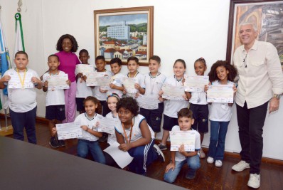 Investimentos em tecnologia rendem prêmios para alunos de Barra Mansa