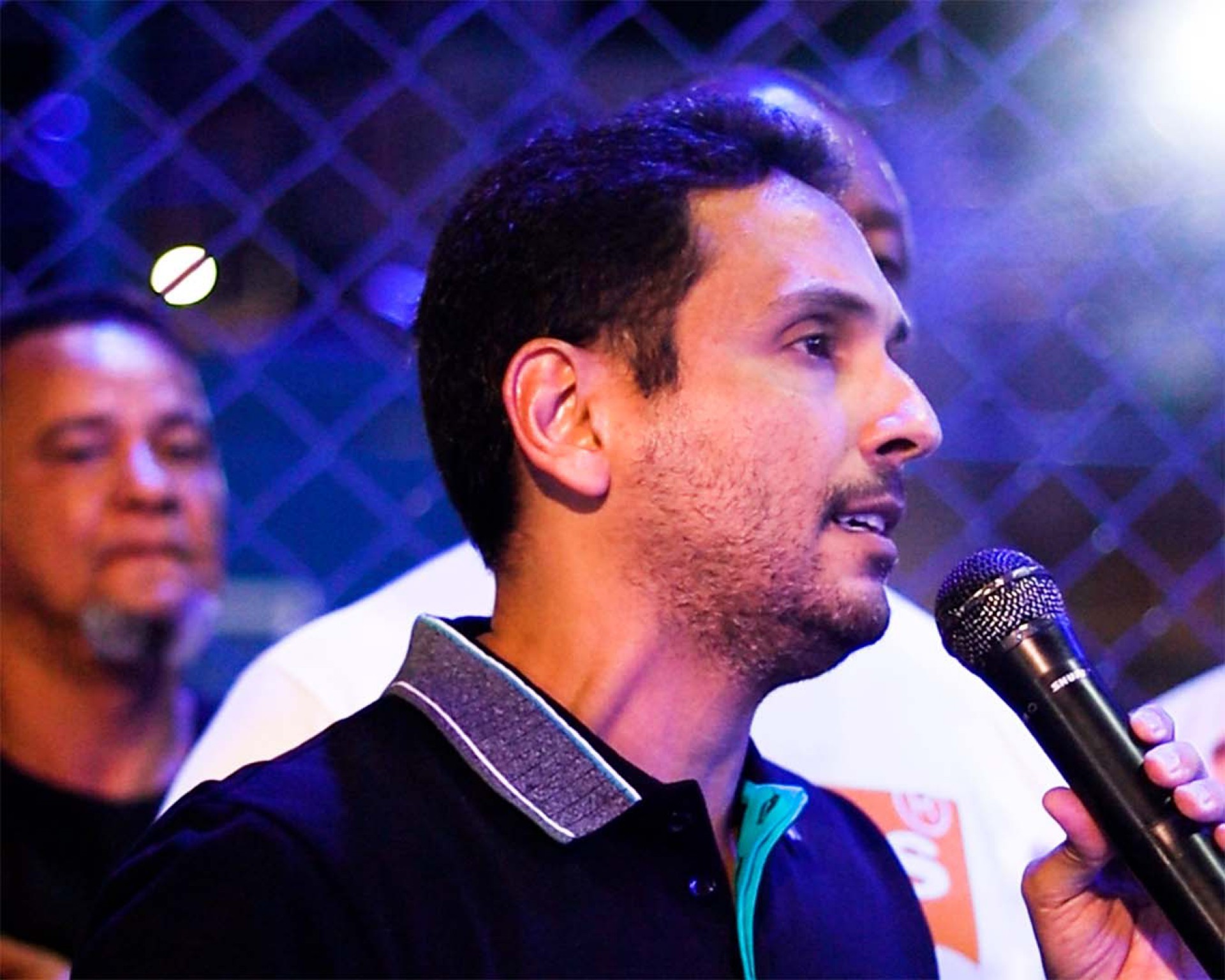 O prefeito Abra&atilde;ozinho destacou a felicidade de entregar duas novas &aacute;reas de lazer aos nilopolitanos - Divulga&ccedil;&atilde;o / PMN