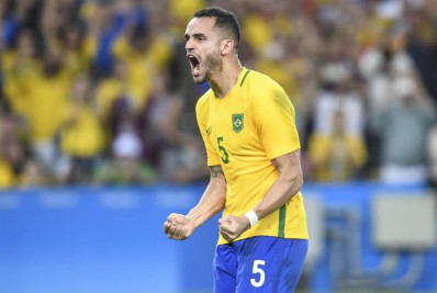 Renato Augusto reencontra Flamengo e defende invencibilidade em finais no Maracanã