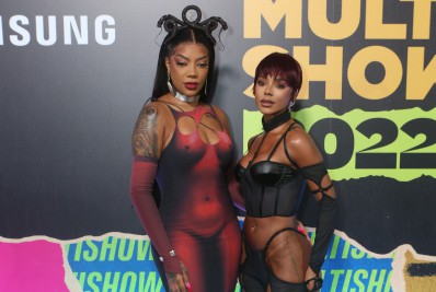 Famosos esbanjam luxo no tapete vermelho do Prêmio Multishow 2022