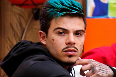 A Fazenda: Record explica sumiço de Thomaz Costa