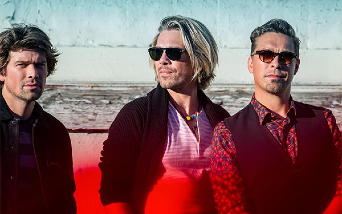 Hanson faz show no Qualistage