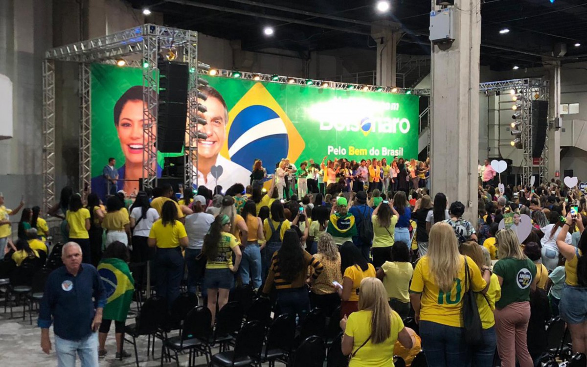 Encontro 'Mulheres com Bolsonaro' reuniu o governador Cl&aacute;udio Castro, deputadas alinhadas ao bolsonarismo e a primeira dama, Michelle