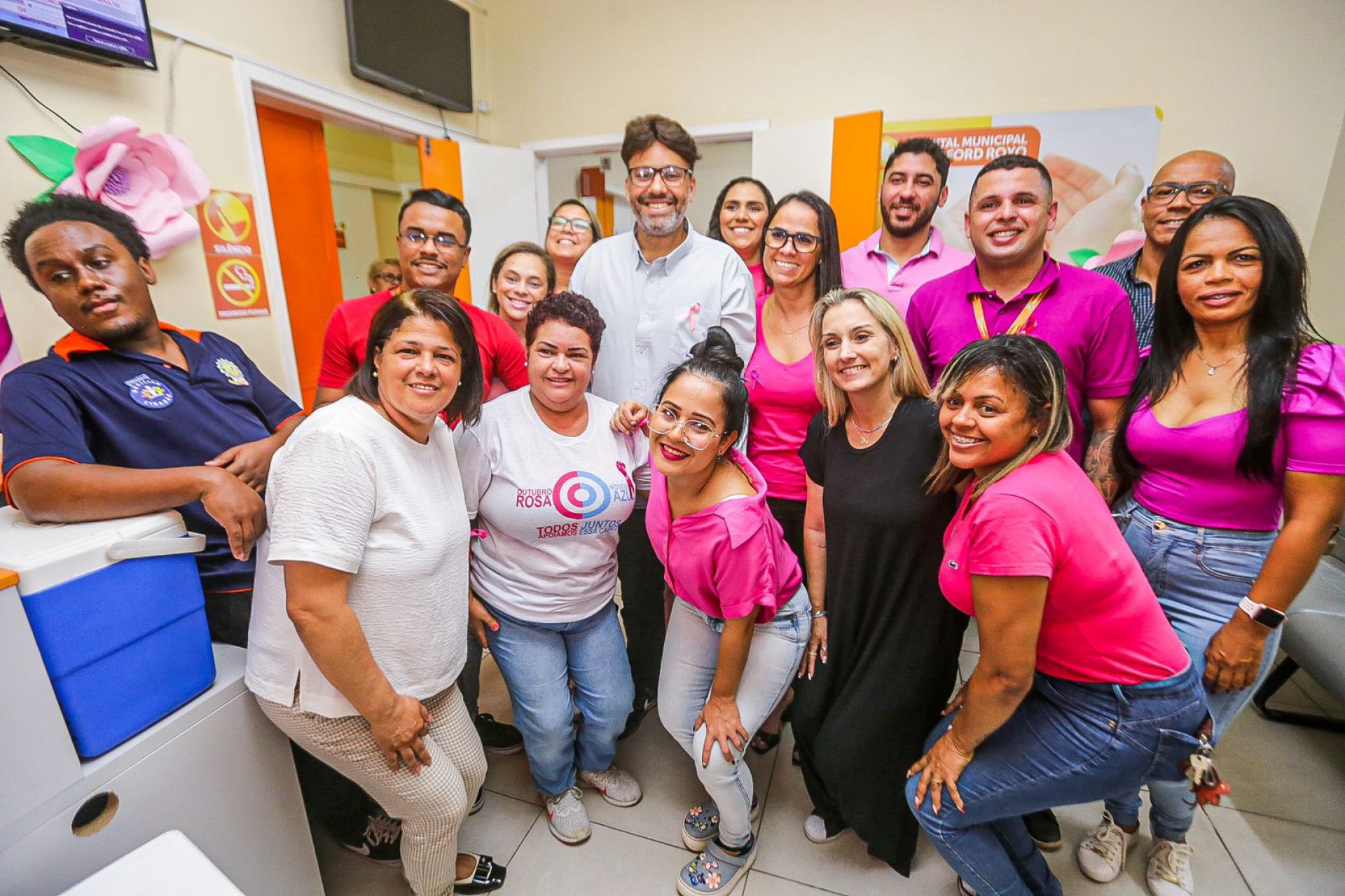A a&ccedil;&atilde;o especial do Outubro Rosa no Hospital Municipal contou com a participa&ccedil;&atilde;o de diversos setores da Secretaria de Sa&uacute;de - Rafael Barreto / PMBR