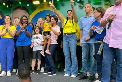 Os bastidores da subida de Rogério Lisboa ao palco de Bolsonaro