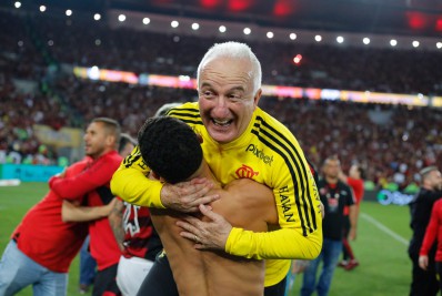 Dorival admite surpresa com sufoco e mira 'importantíssima' final da Libertadores