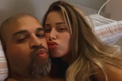 Adriano Imperador posa com a namorada: 'Minha futura esposa'