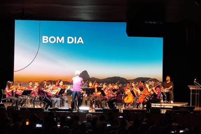 Convenções imobiliárias em teatro, hotel e cinema