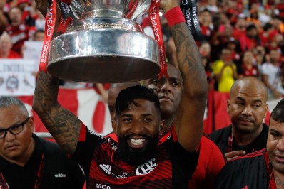 Rodinei revela previsão de David Luiz na final: 'Vai sobrar para você'