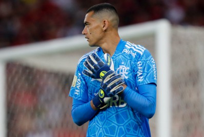 Santos celebra o primeiro título pelo Flamengo: 'Especial'