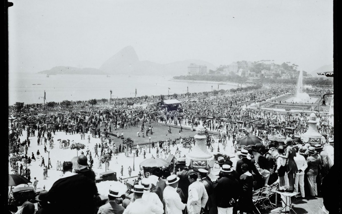 Centro do Rio antigamente, onde o museu fica localizado