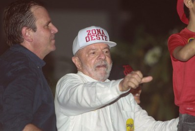 Eduardo Paes critica Bolsonaro e defende voto em Lula