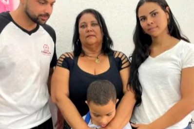 Família de menino esquecido em van escolar relata que a criança desenvolveu traumas e não consegue voltar a estudar