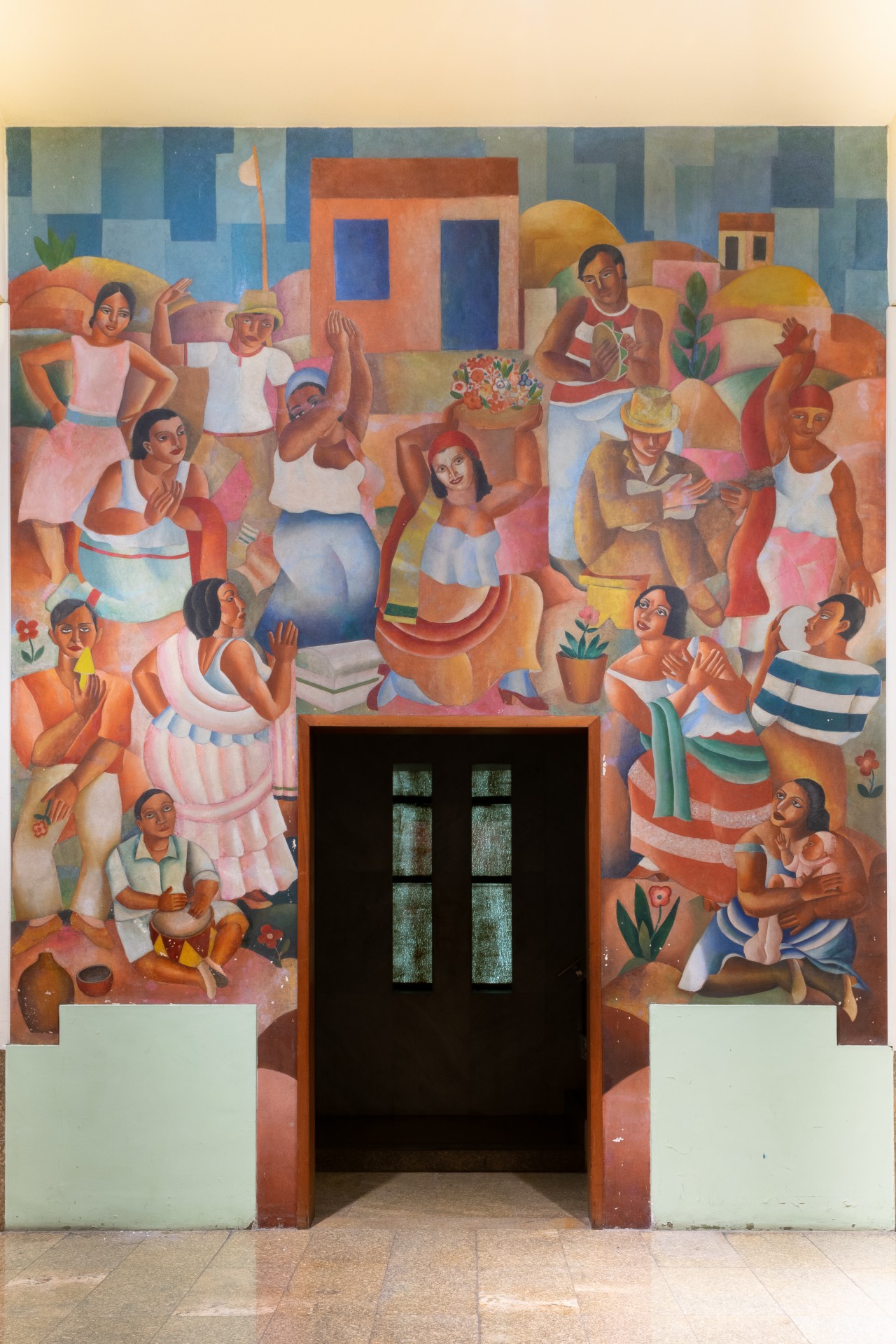 Mural 'Carnaval', de Di Cavalcanti, no Teatro Jo&atilde;o Caetano, na Pra&ccedil;a Tiradentes