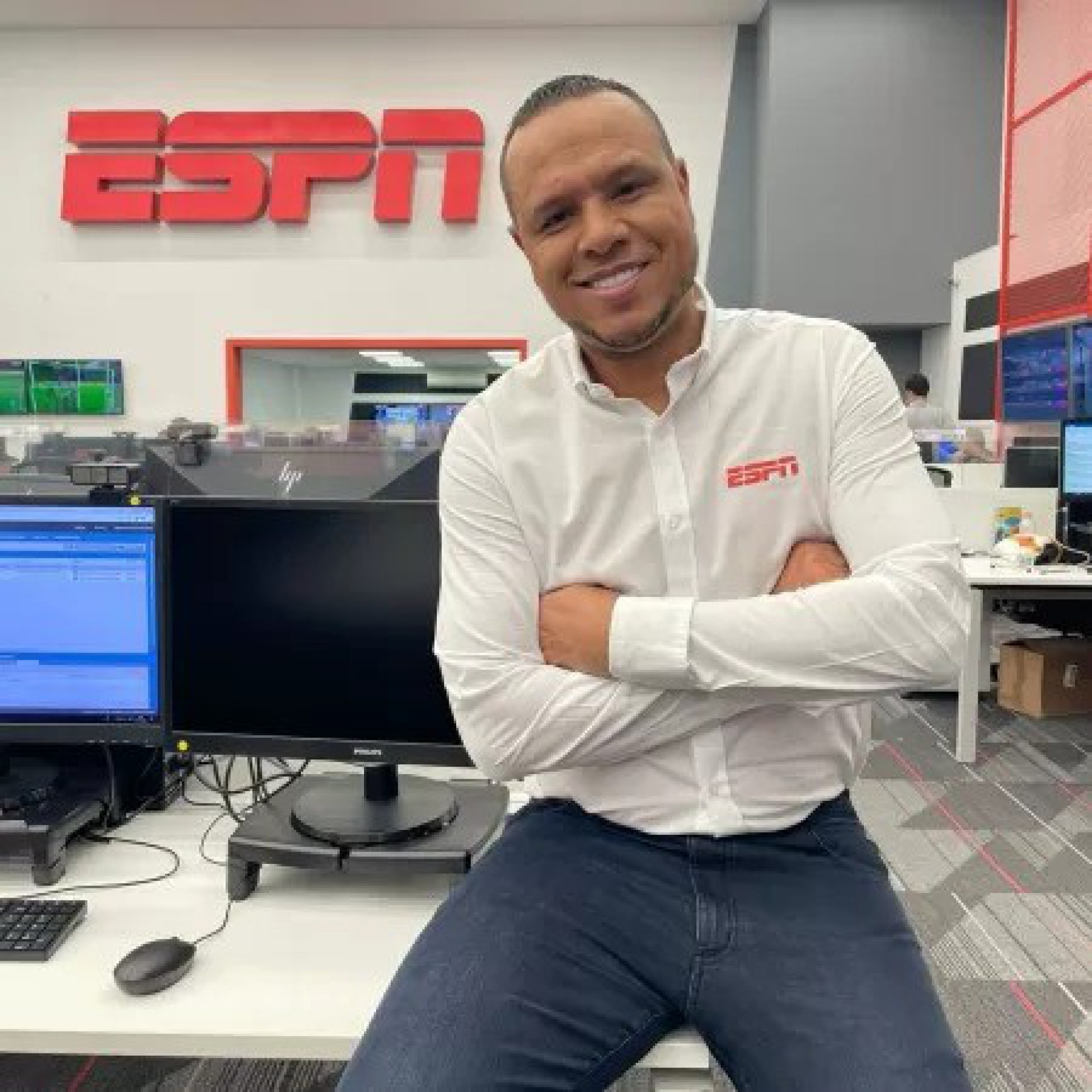 Luis Fabiano &eacute; o novo comentarista esportivo da ESPN