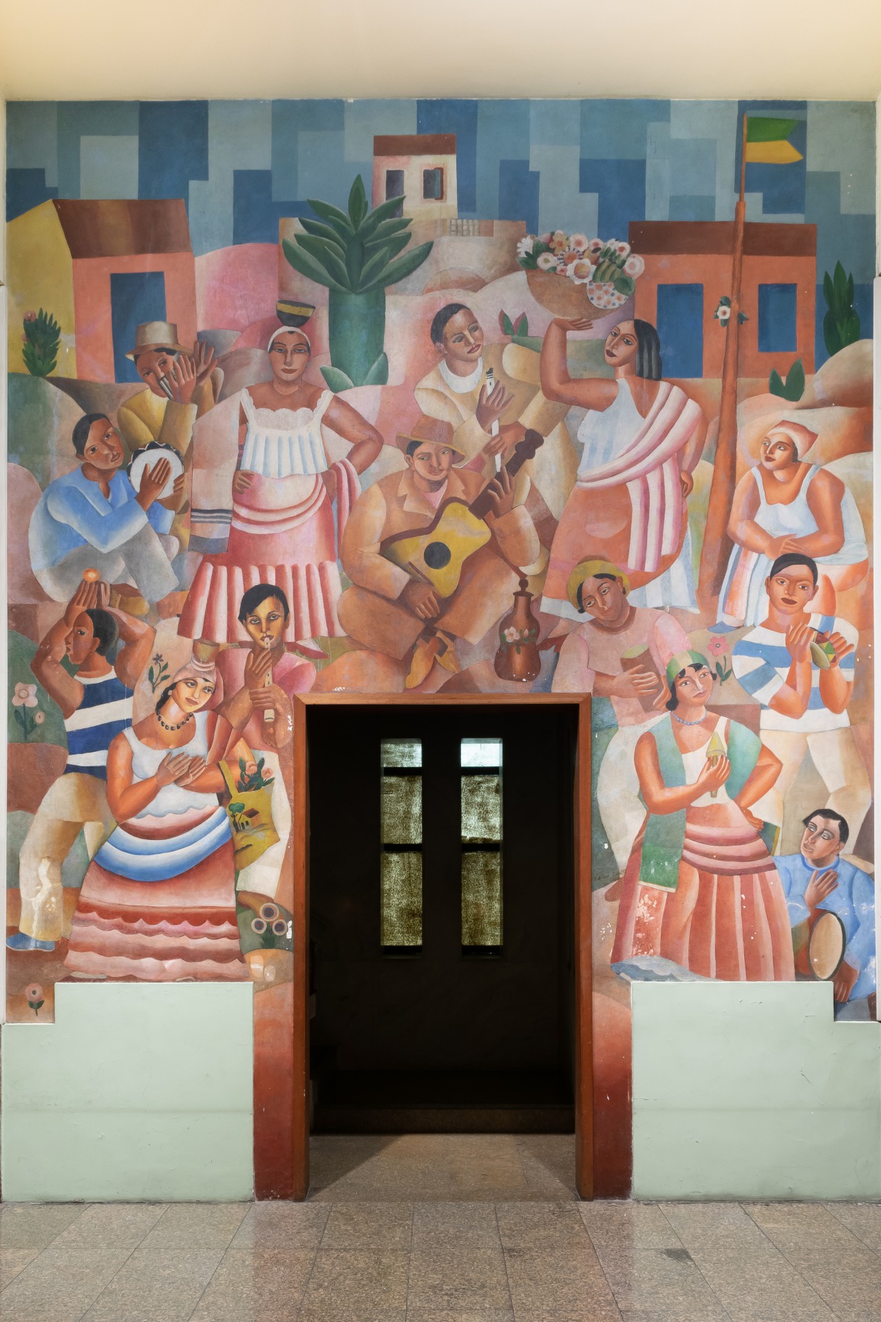 Mural 'Samba', de Di Cavalcanti, no Teatro Jo&atilde;o Caetano, na Pra&ccedil;a Tiradentes, no Centro do Rio