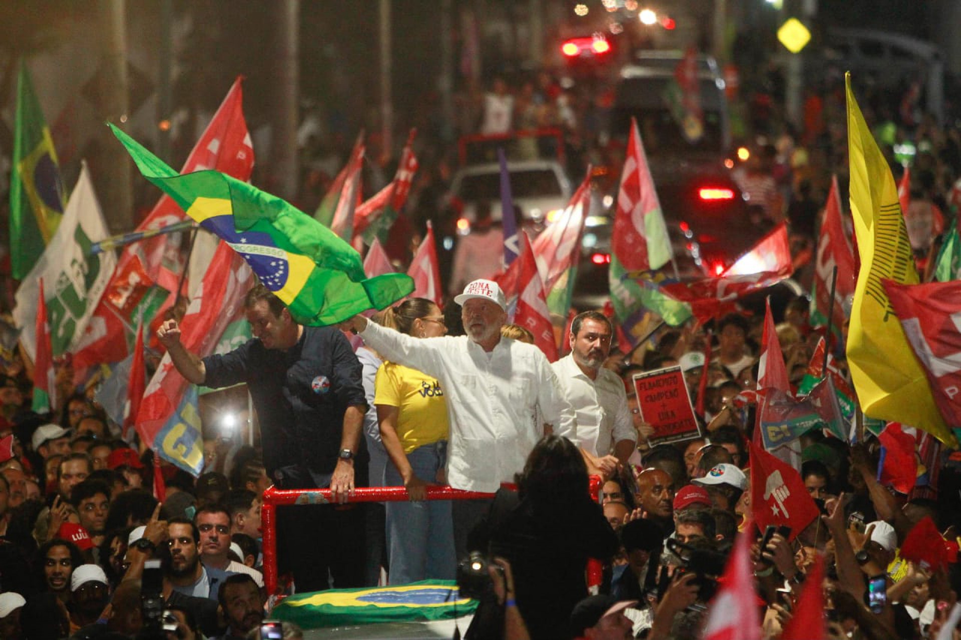 Petista prometeu mais uma vez aos mais pobres que eles voltarão a comer churrasco de picanha com cerveja - Reginaldo Pimenta/Agência O Dia