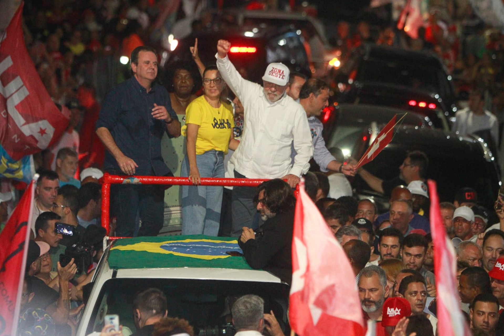 Lula recebe apoio em Padre Miguel - Reginaldo Pimenta/Agência O Dia