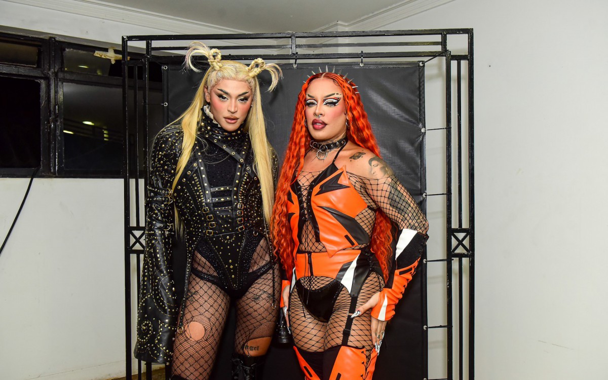 Pabllo Vittar e Gloria Groove