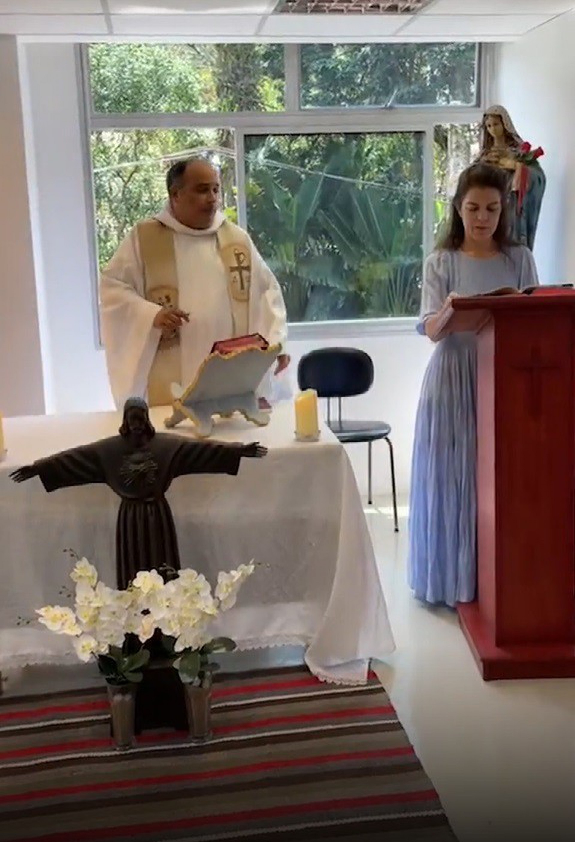 Mariana Gross participa de missa em intenção à Susana Naspolini - Reprodução do Instagram