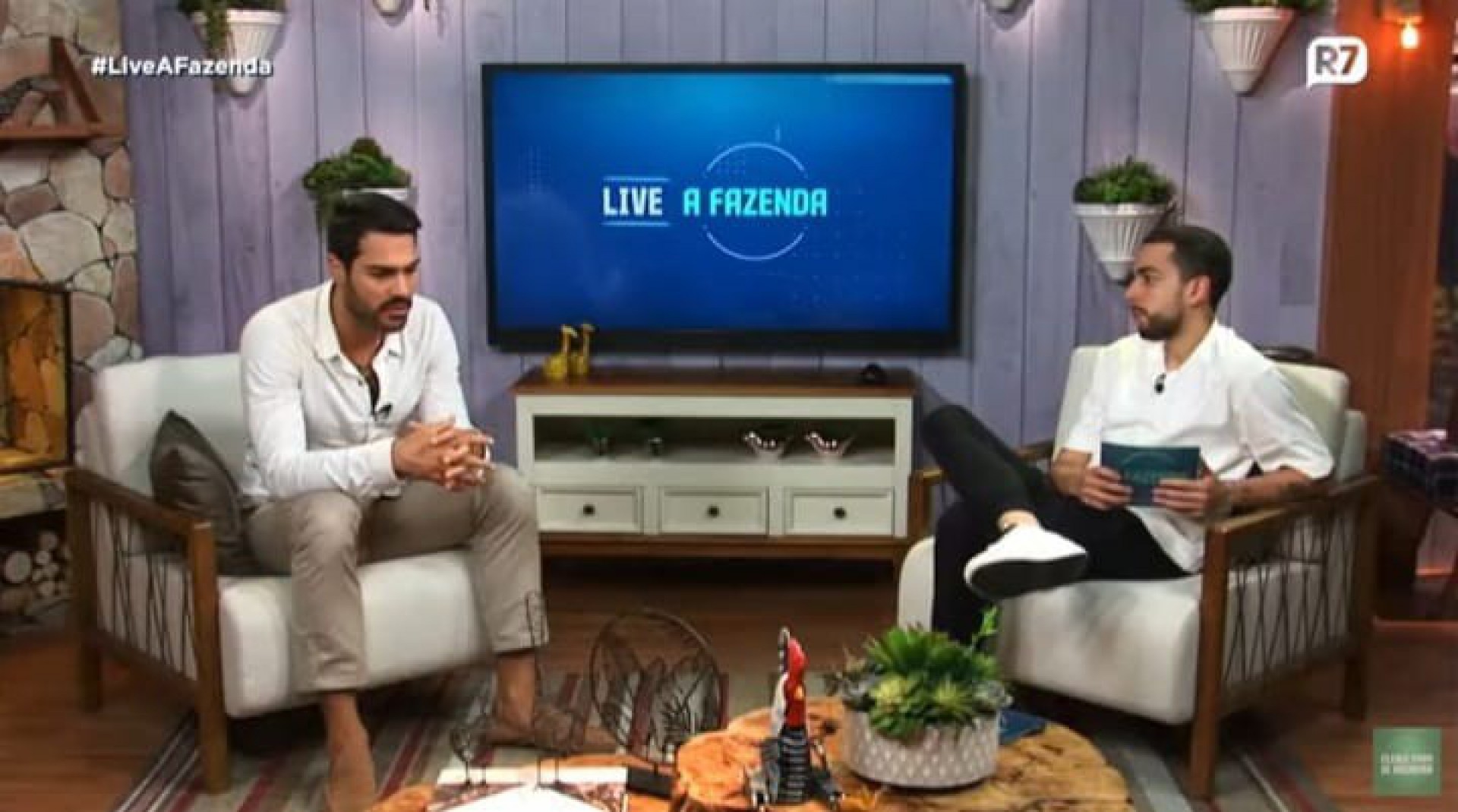 Expulso de 'A Fazenda', Shay questionou decisões da Record - Reprodução/Youtube