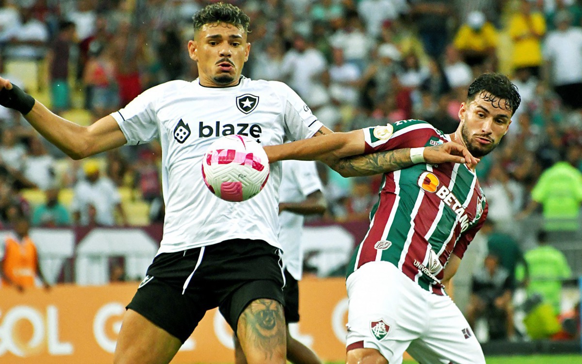 Fluminense F.C. on X: FIM DE JOGO. Flu luta até o fim e busca o empate com  o Botafogo no Maraca. PH Ganso e Matheus Martins marcaram os gols do  Tricolor.  /