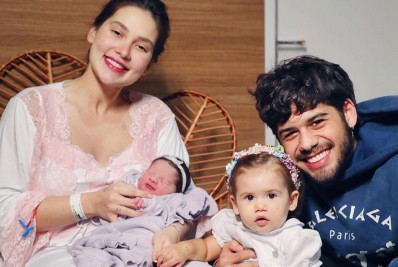 Virgínia posta primeira foto com a família completa depois da chegada de Maria Flor