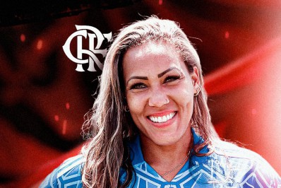 Flamengo anuncia a contratação de goleira com longa passagem pela Seleção Brasileira