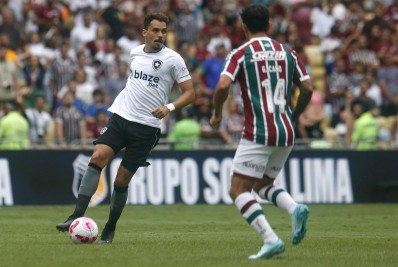 Eduardo preocupa o Botafogo para a próxima rodada, e Castro teme por fim da temporada do meia