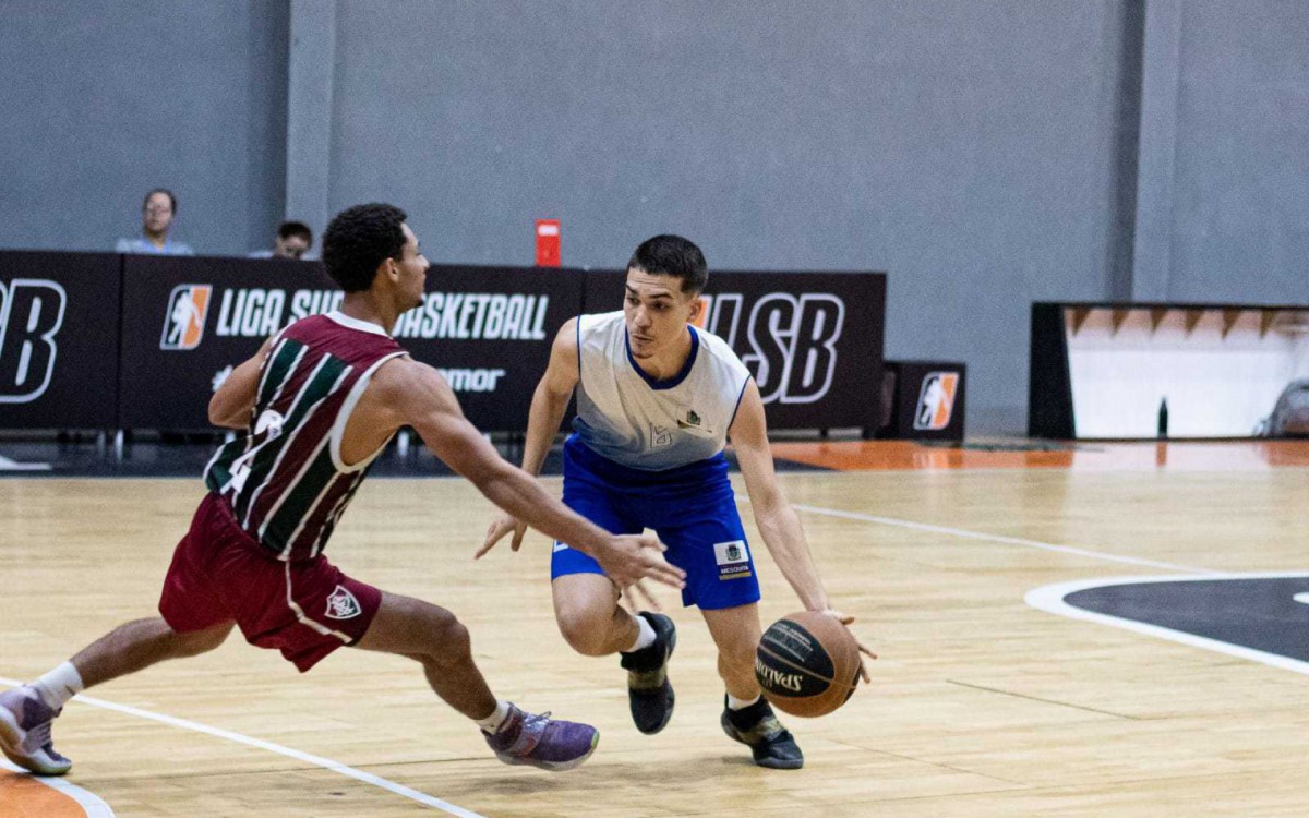 Equipe Sub-23 de Basquete Masculino se classificou para a grande final do Campeonato Estadual