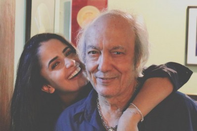 Viúva de Erasmo Carlos sugere que fãs brindem ao cantor nesta quarta, às 18h