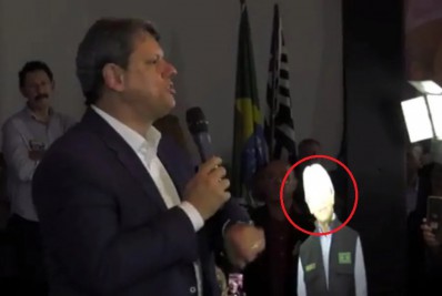 Ato de apoio a Tarcísio de Freitas contou com a 'presença' de Jefferson em réplica de papelão