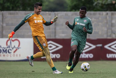 Permanência de Fábio teria deixado de ser consenso no Fluminense