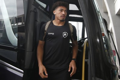 Adryelson e Gabriel Pires se recuperam e voltam aos treinos no Botafogo