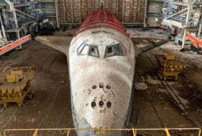 Britânico encontra nave espacial soviética de R$ 1,1 bilhão abandonada no deserto