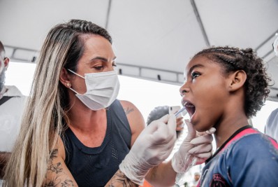 Dia do Dentista e da Saúde Bucal é celebrado com aplicação de flúor para crianças em Itaboraí