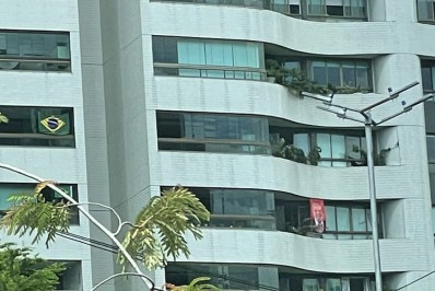 Morador pode manifestar intenção de voto na fachada de condomínio? Especialista tira dúvida