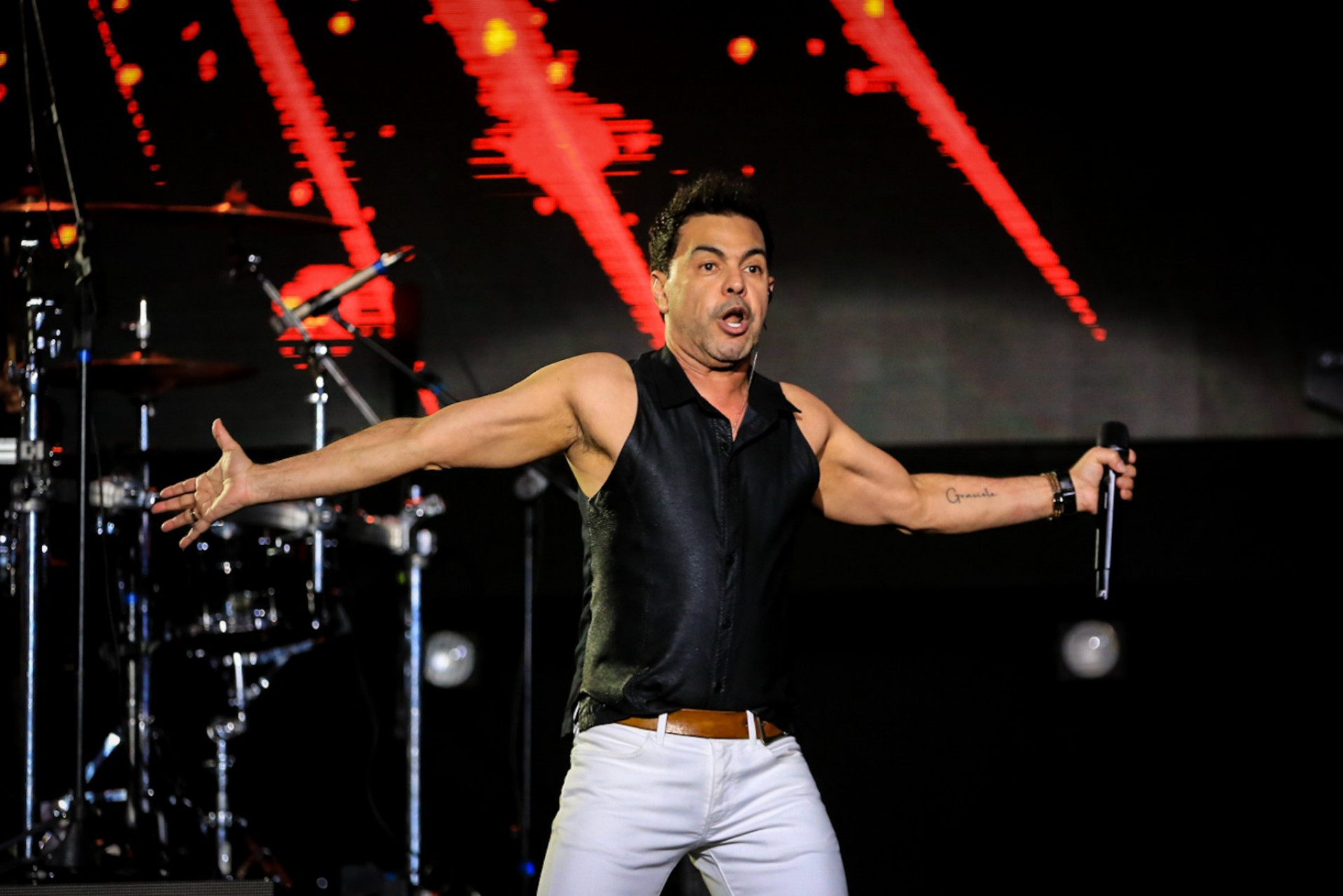 Zezé Di Camargo no show de apresentação de seu novo projeto, 'Rústico', em Goiânia - Ag. News