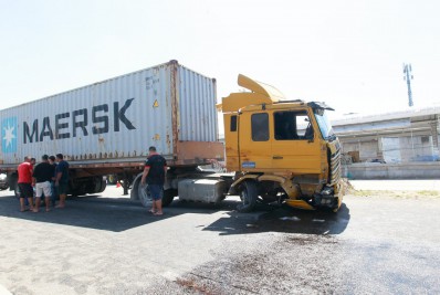 Motorista de caminhão morre após ser baleado na Avenida Brasil
