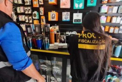 Operação do Procon apreende produtos falsificados em São Pedro da Aldeia