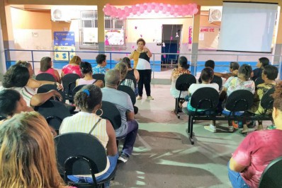 Saúde mental pós-pandemia é tema de palestra em escola municipal de Mesquita